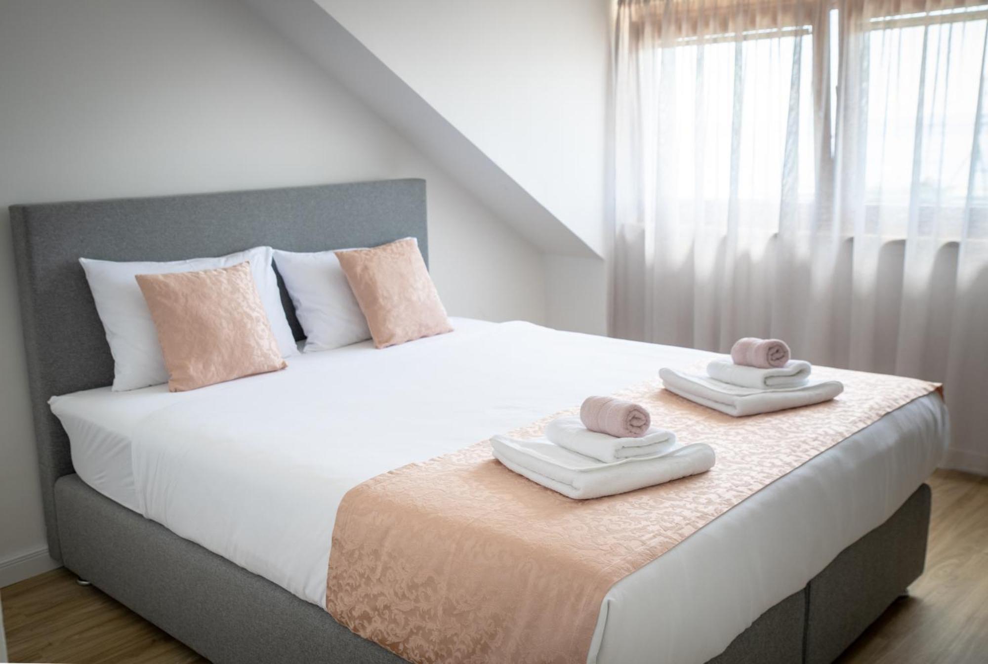 Bed & Breakfast Portun In The Center Baška Voda Esterno foto