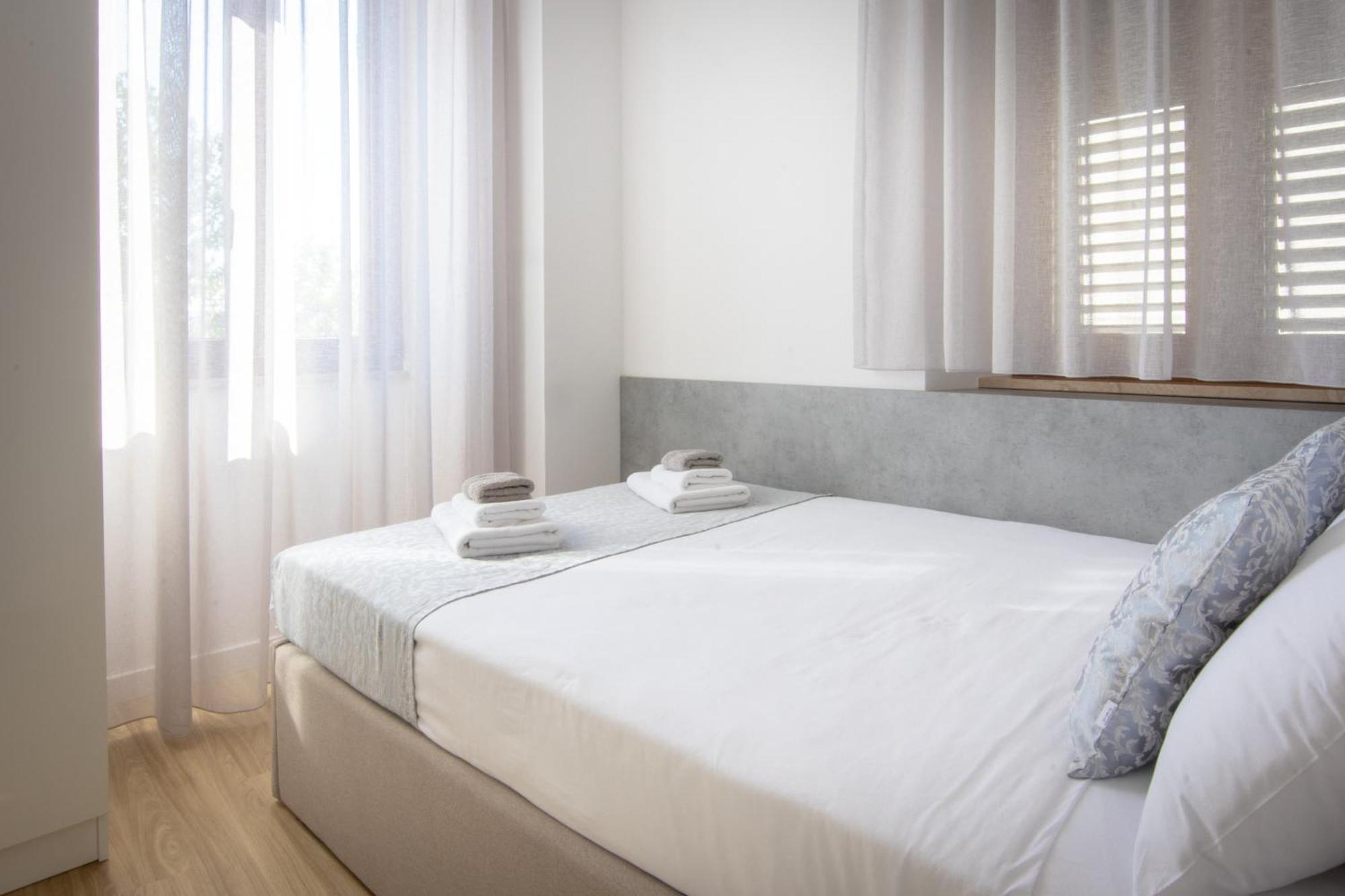 Bed & Breakfast Portun In The Center Baška Voda Esterno foto