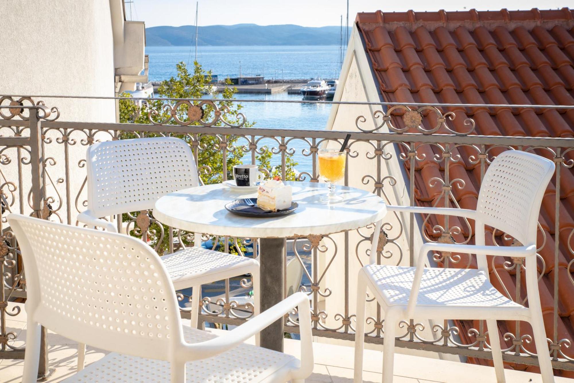 Bed & Breakfast Portun In The Center Baška Voda Esterno foto